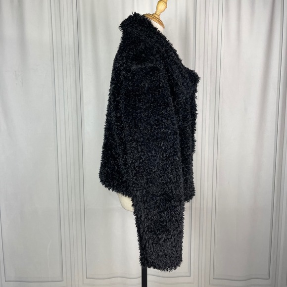 Lulu's Black Teddy Jacket - Picture 6 of 13